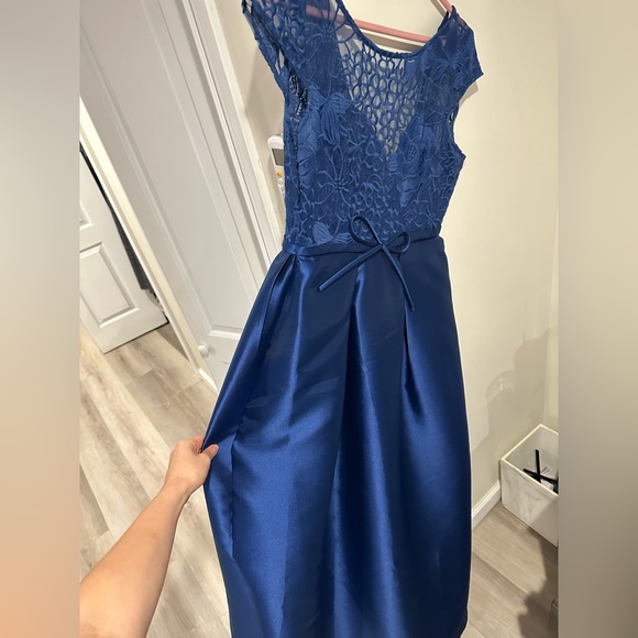 Satin Gown with V-neck and Floral Lace Appliques Ocean Blue
